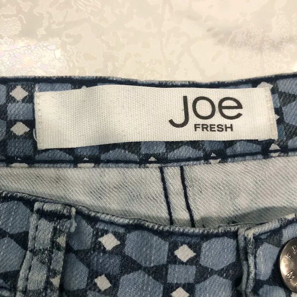 JOE FRESH Denim Jeans Geo Print Blue White Size 4 - Picture 4 of 7
